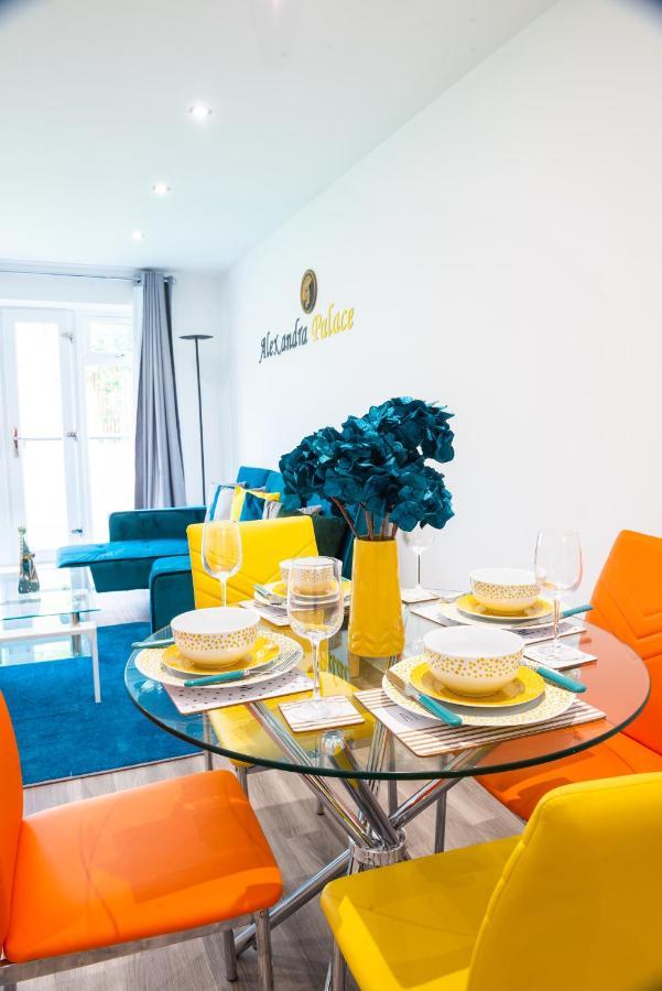 The 'Pinky' - Beautiful 1 Bed Apartment In Hatfield - Free Parking - Near Uni & Business Park - Big Savings On Long Stays מראה חיצוני תמונה