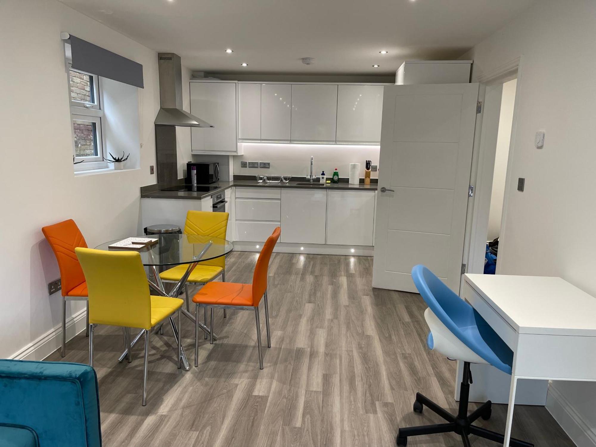The 'Pinky' - Beautiful 1 Bed Apartment In Hatfield - Free Parking - Near Uni & Business Park - Big Savings On Long Stays מראה חיצוני תמונה
